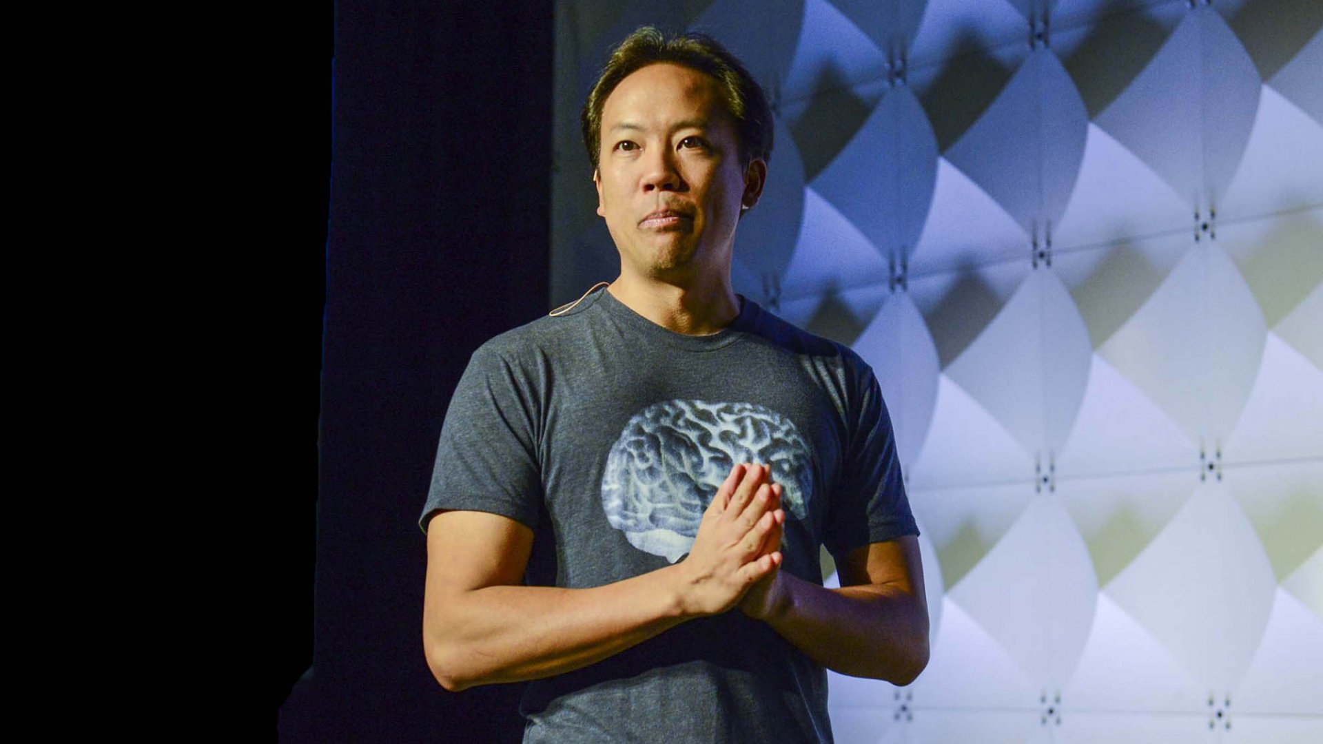 Jim Kwik, um empres&aacute;rio, coach de neg&oacute;cios e uma verdadeira mente brilhante.